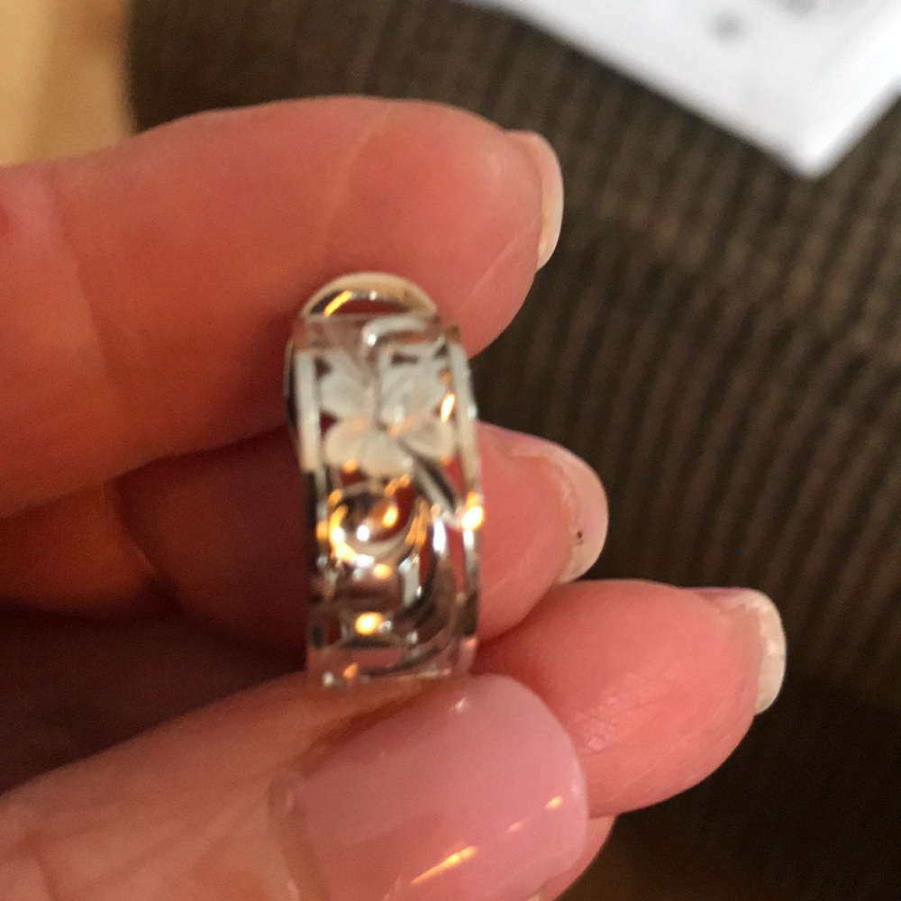 14k white gold earrings from Hawaii